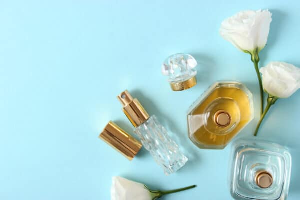 Jak kupować perfumy online? Poradnik